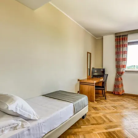 Penthouse מלון פרוג'ה