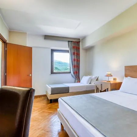 Penthouse מלון פרוג'ה