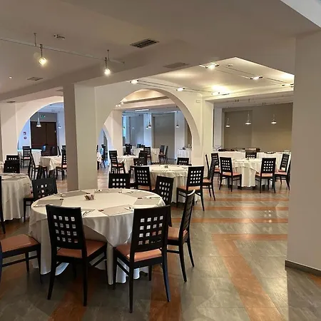 Penthouse מלון פרוג'ה