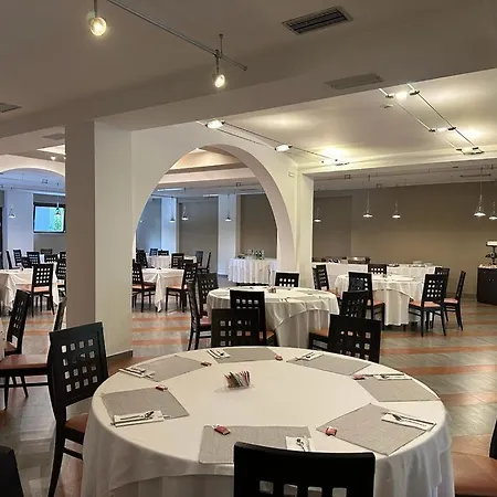 מלון Penthouse פרוג'ה