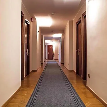 Penthouse מלון