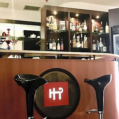 Penthouse 4* פרוג'ה