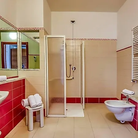 Hotell Penthouse 4*