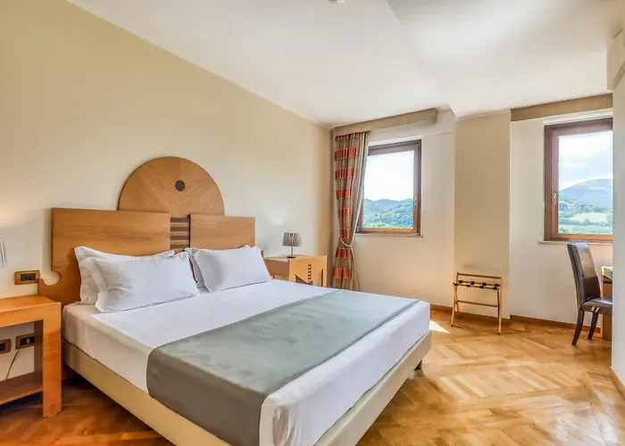 Penthouse 4* بيرودجا